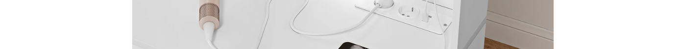 WOLTU White Dressing Table: Perfect Lighting Meets Style and Function